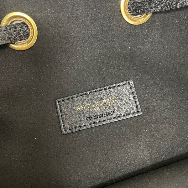 Saint Laurent PARIS VII MEDIUM HOBO BAG IN LEATHER