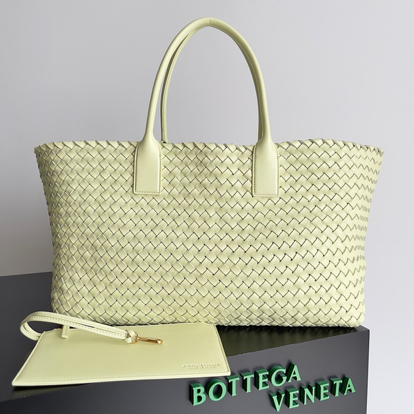 Bottega Veneta Large Cabat in  Zest Washed