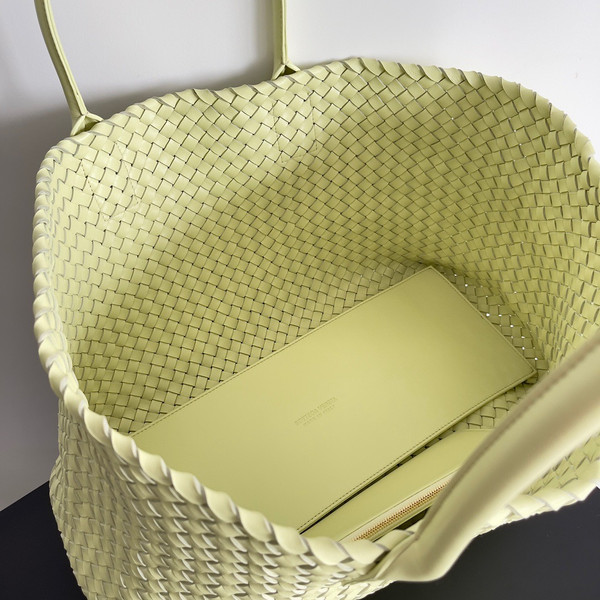Bottega Veneta Large Cabat in  Zest Washed