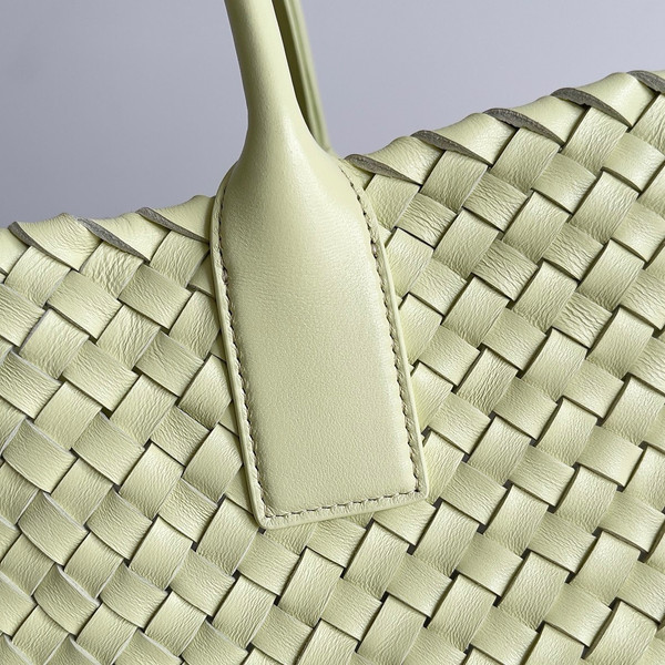 Bottega Veneta Large Cabat in  Zest Washed