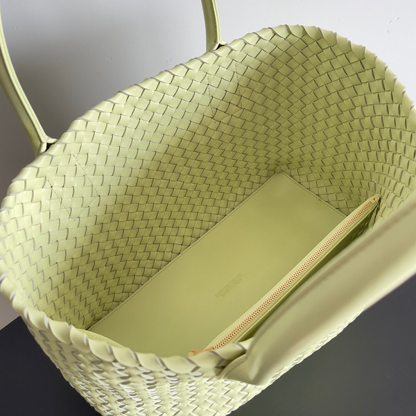 Bottega Veneta Small Cabat New Sauge