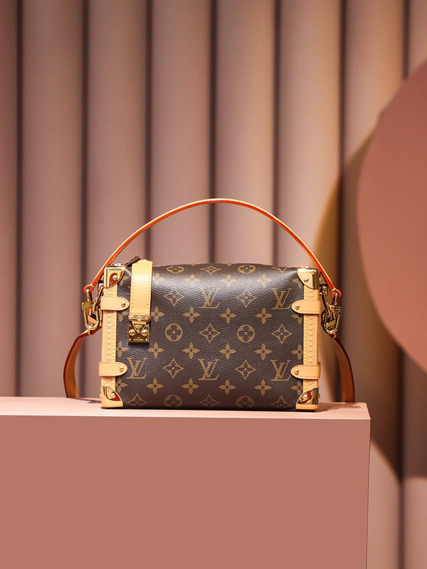 [Priority Access] Louis Vuitton M46358 SIDE TRUNK
