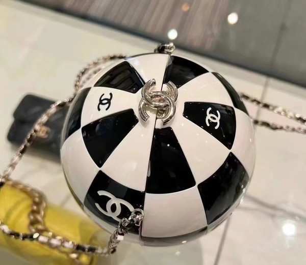 Chanel SPHERE MINAUDIERE