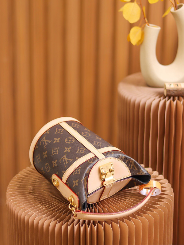 Louis Vuitton M43587 Duffle Bag
