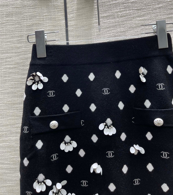 Chanel Embroidered Cashmere Skirt SS2023