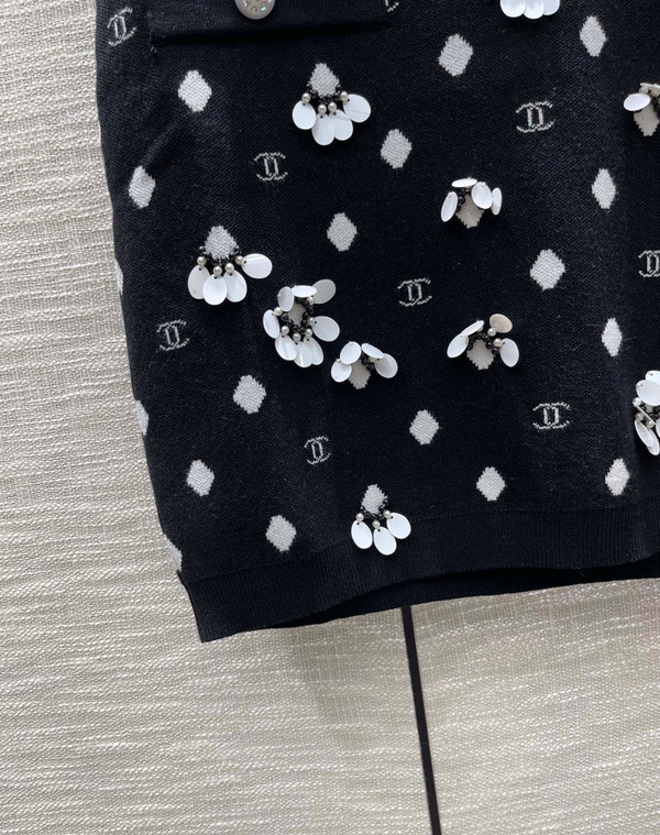 Chanel Embroidered Cashmere Skirt SS2023