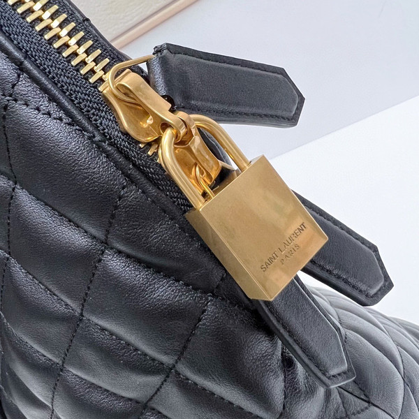 Saint Laurent ES GIANT TRAVEL BAG IN QUILTED LEATHER