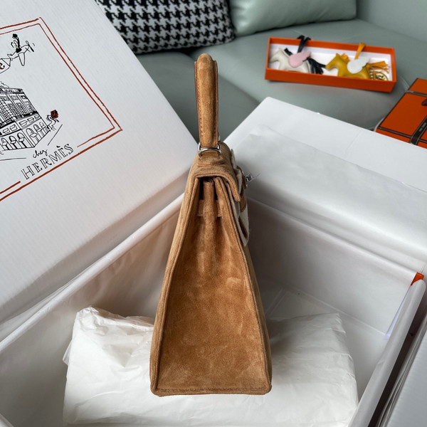 Hermès Kelly 25 Sellier Gold Suede Palladium, Hardware