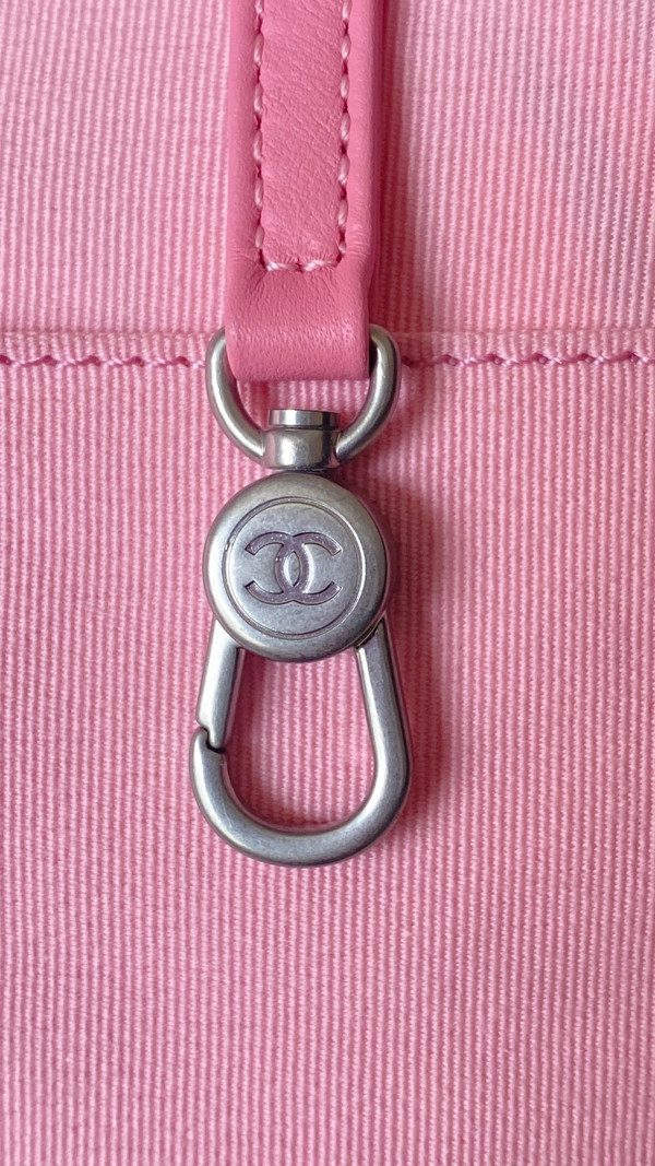 Chanel LARGE TOTE SS2023 PINK