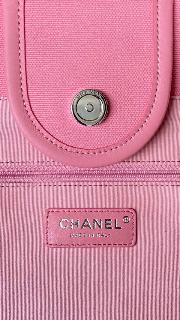 Chanel LARGE TOTE SS2023 PINK