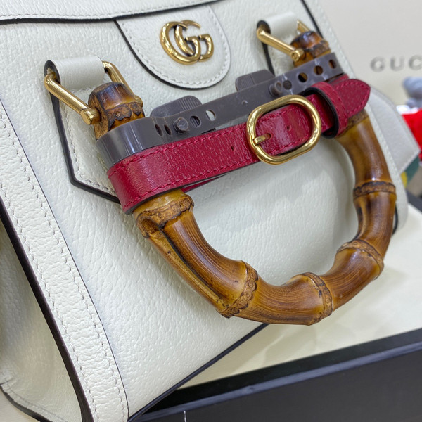Gucci Diana Mini tote bag White