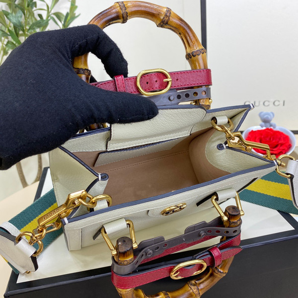 Gucci Diana Mini tote bag White