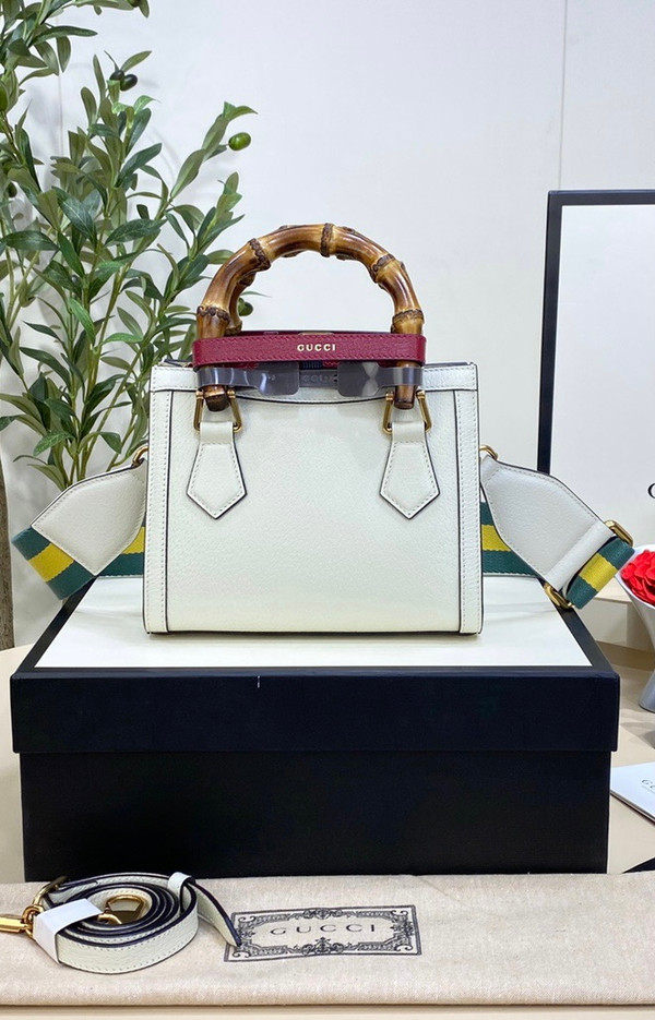 Gucci Diana Mini tote bag White