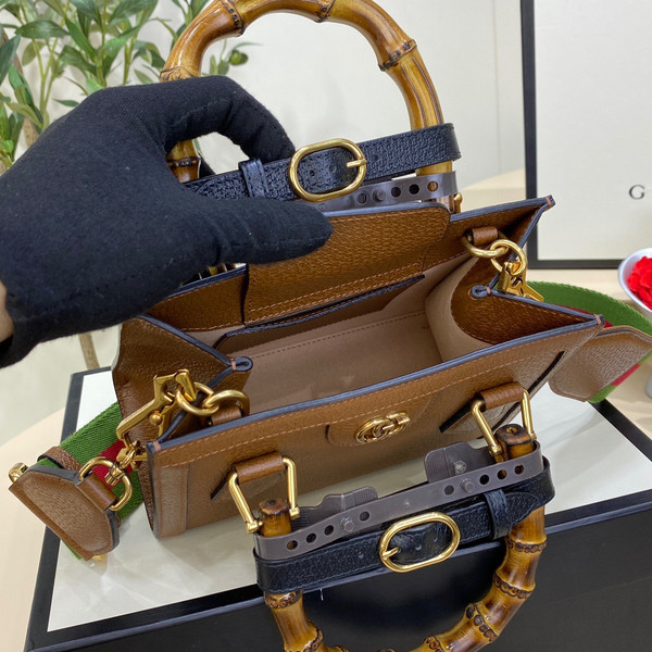 Gucci Diana Mini tote bag Brown