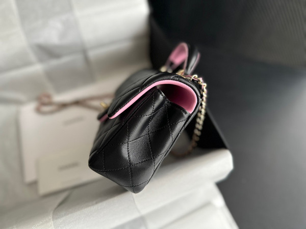 Chanel MINI FLAP BAG WITH TOP HANDLE SS2023