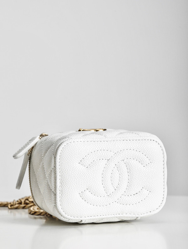 Chanel CLUTCH WITH CHAIN WHITE SS2023
