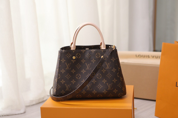 Louis Vuitton M41055 Montaigne BB