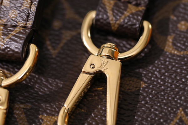 Louis Vuitton M41055 Montaigne BB