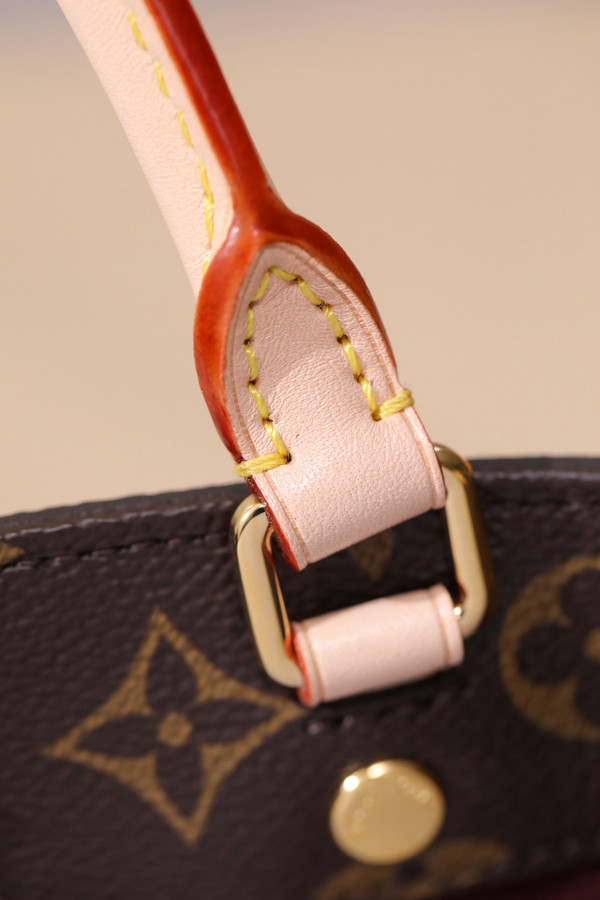 Louis Vuitton M41055 Montaigne BB