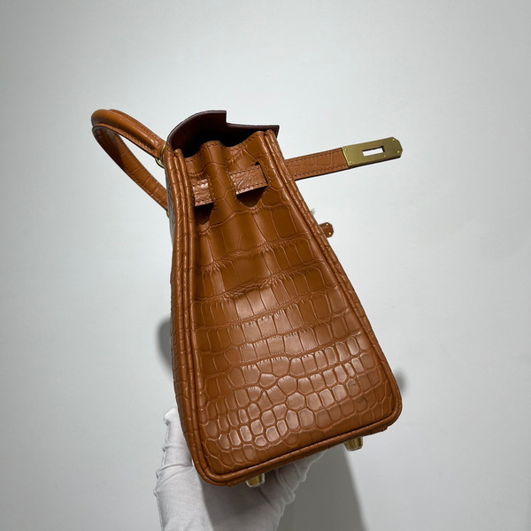 HERMES LAKIS 28 GOLD ALLIGATOR IN  GOLD HARDWARE