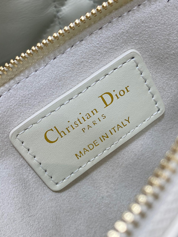 Christian Dior medium DIOR TOUJOURS BAG latte Macrocannage Calfskin