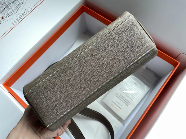 HERMES Kelly Messenger 27 ETOUPE TOGO GOLD HARDWARE