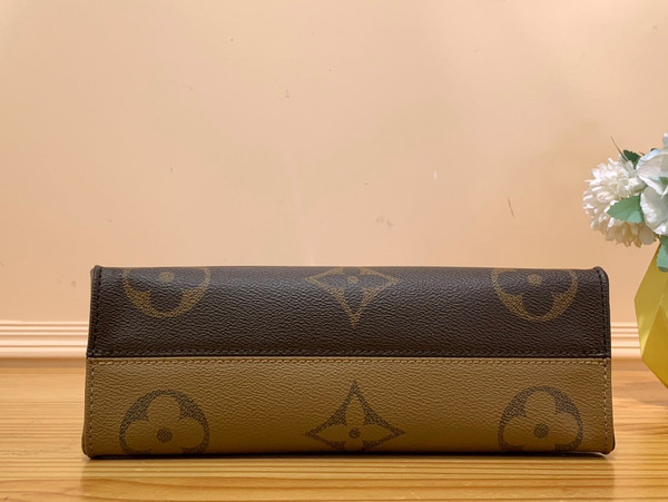 Louis Vuitton M46653 OnTheGo East West