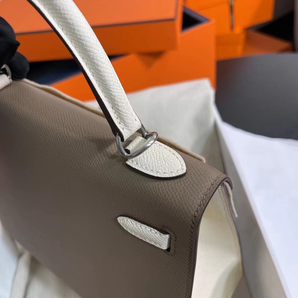 Hermes Special Order Craie/ Etoupe Kelly 25 cm Epsom Palladium  Hardware