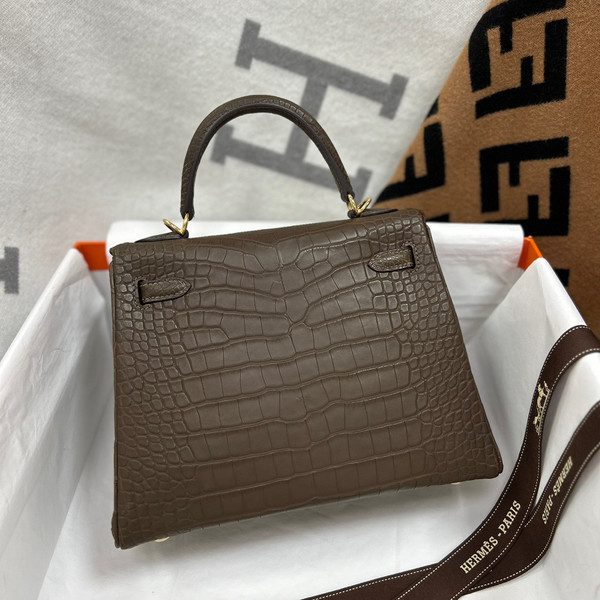 Hermes Chocolate Alligator KELLY 25 WITH GOLD  HARDWARE