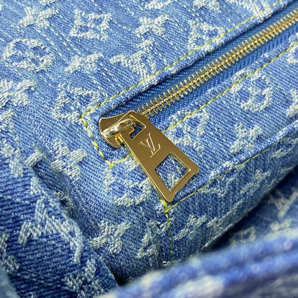 Louis Vuitton M46871 Denim ONTHEGO tote bag