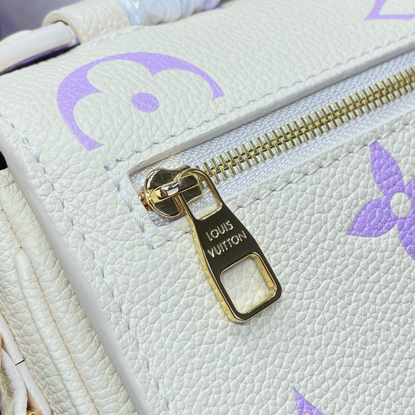 Louis Vuitton M23940 Pochette Métis East West  / Crème Beige