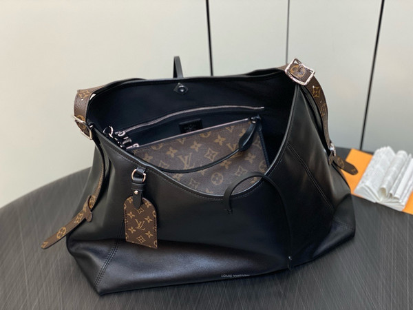 Louis Vuitton M46288 CarryAll PM Bag