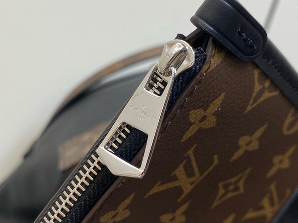 Louis Vuitton M46288 CarryAll PM Bag