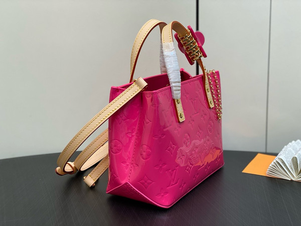 Louis Vuitton M24028 New LV Remix Reade PM Neo Pink