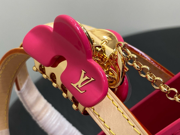 Louis Vuitton M24028 New LV Remix Reade PM Neo Pink