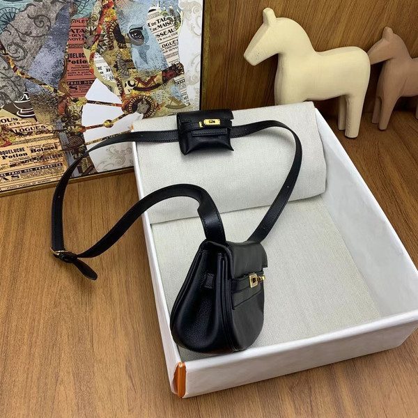 Hermès Kelly Moove Black Swift Gold Hardware