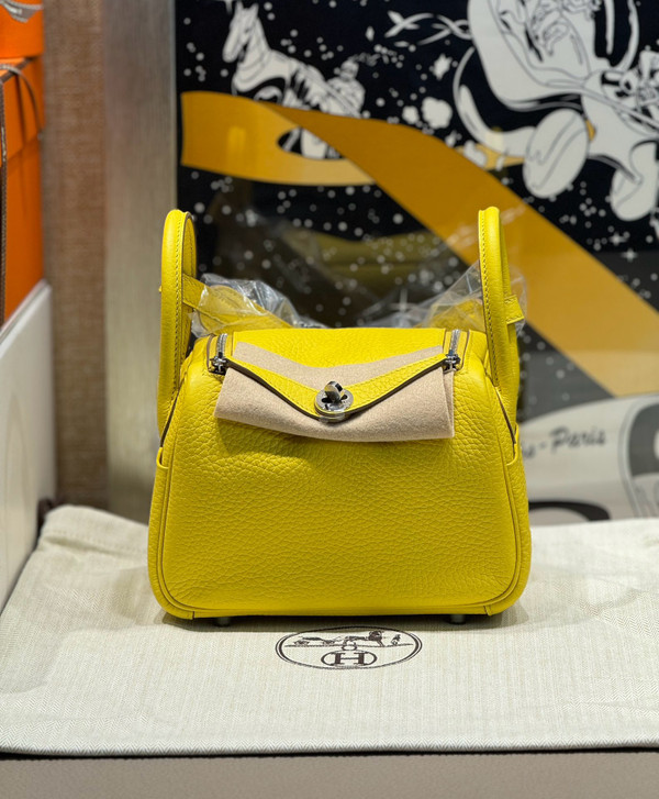 Hermes Mini Lindy 20cm Bag Paussin Togo Palladium Hardware