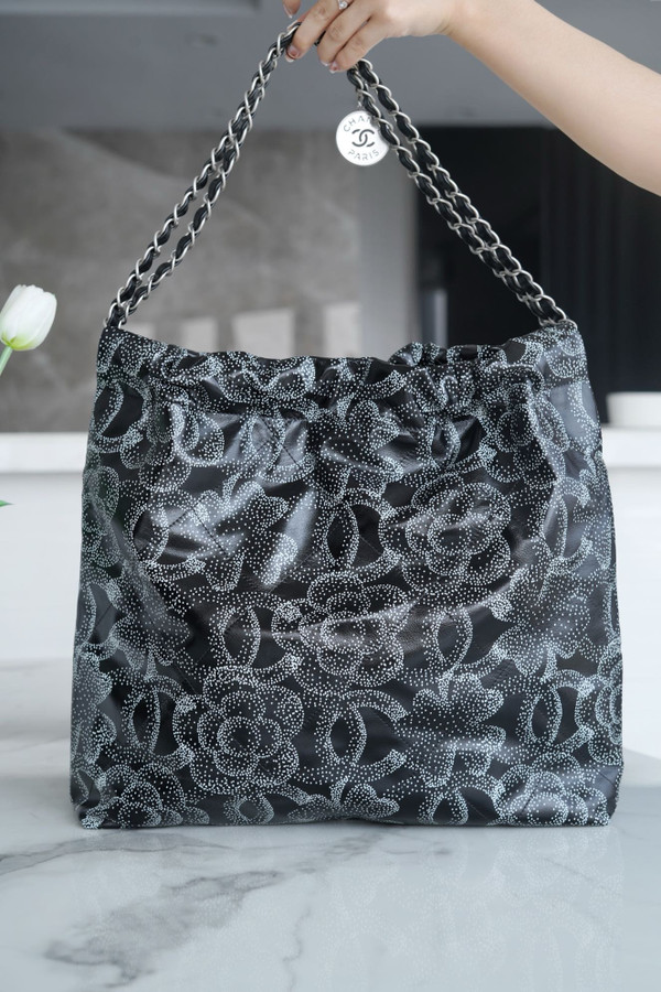 CHANEL Limited Edition Camilia 22 SMALL HANDBAG WHITE SILVER LOGO