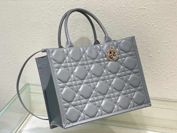 Christian Dior Medium Dior Book Tote  Grey  Macrocannage Calfskin (36.5 x 28 x 17.5 cm)