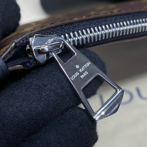 Louis Vuitton M25143 CarryAll Dark MM Bag