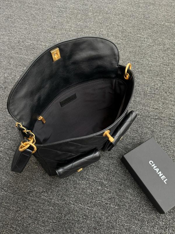 Chanel Supple Twins Hobo Bag Black Large  2024