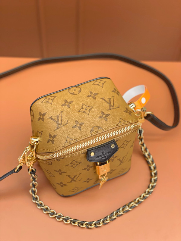 Louis Vuitton M47162 HK/MO/TW Exclusive Just In Case