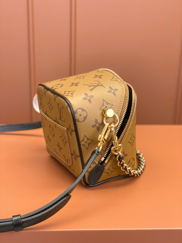 Louis Vuitton M47162 HK/MO/TW Exclusive Just In Case