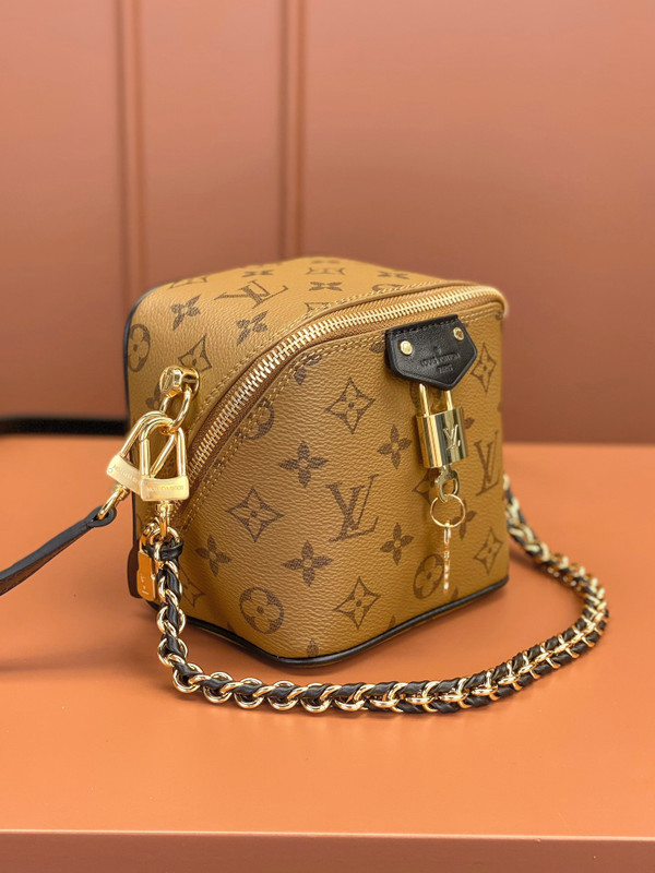 Louis Vuitton M47162 HK/MO/TW Exclusive Just In Case