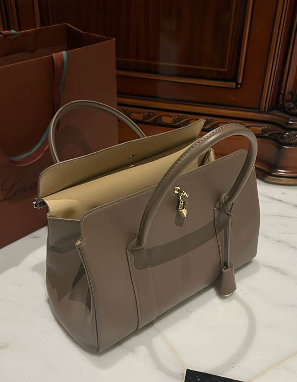 LORO PIANA Loom 32 Grained Leather Top-Handle Bag Etoupe