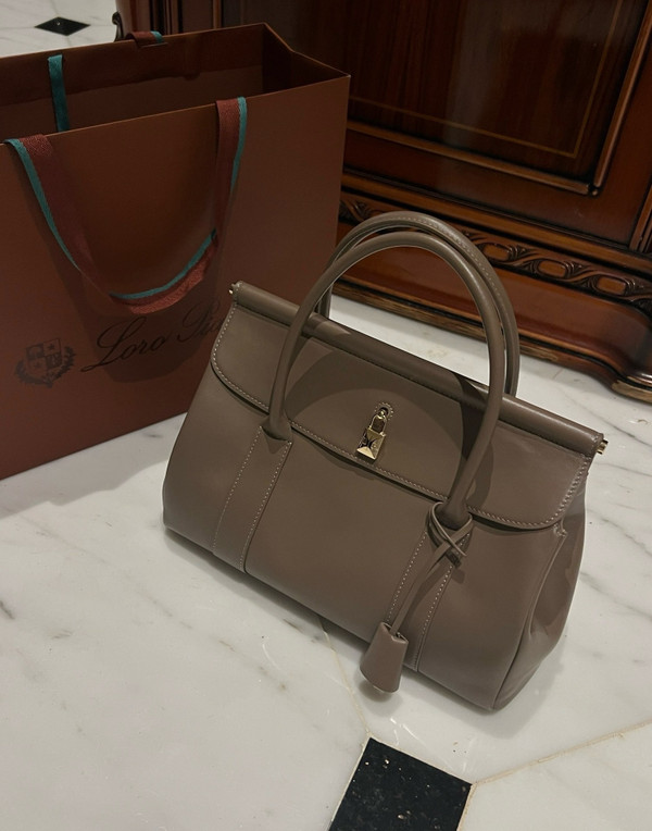 LORO PIANA Loom 32 Grained Leather Top-Handle Bag Etoupe