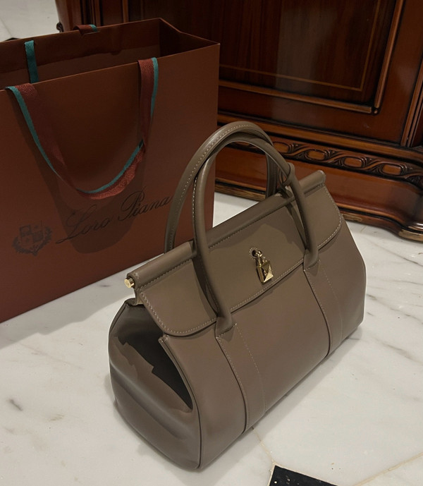 LORO PIANA Loom 32 Grained Leather Top-Handle Bag Etoupe