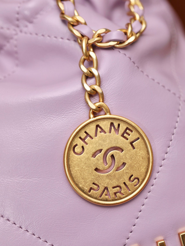 CHANEL 22 MINI HANDBAG GOLD LOGO SS2023 LILAC