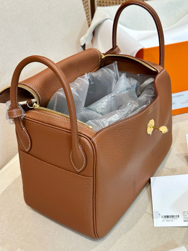 Hermes Lindy 30 Gold Togo Gold Hardware