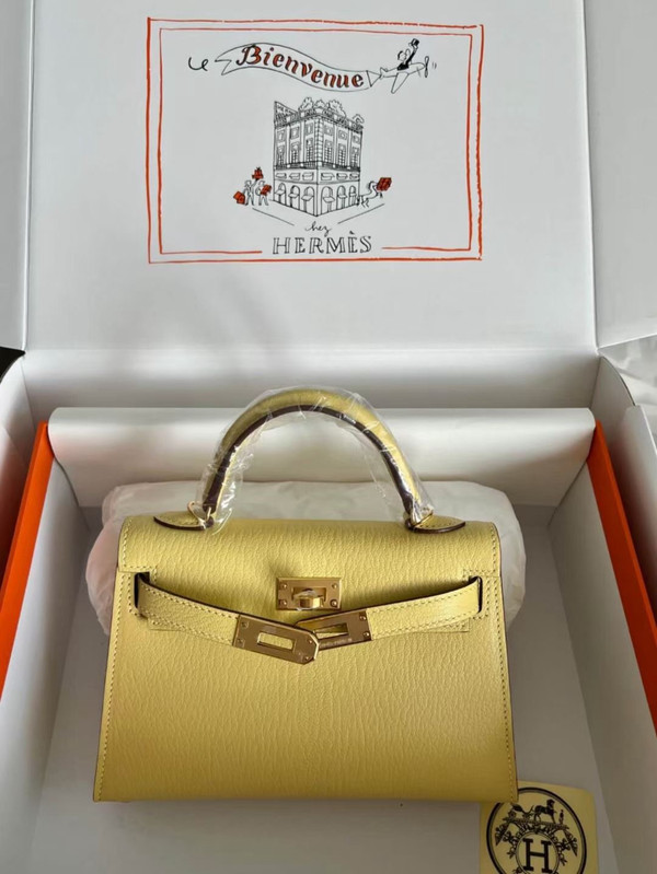 Hermès Jaune Possin Mini Kelly II Chevre  Mysore Leather Gold  hardware